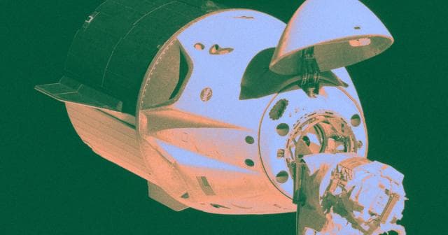 SpaceX shpall konkursin për të fituar një udhëtim falas në hapësirë