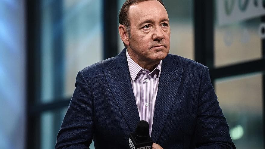 Kevin Spacey para gjyqtarëve për ngacmim seksual