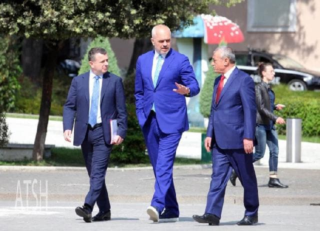 Socialistët shtyjnë asamblenë, bilanci pas pushimeve
