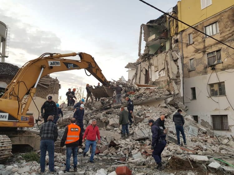 Pasojat e tërmetit, Prokuroritë e Durrësit dhe Tiranës nisin hetimet për ndërtuesit dhe zyrtarët (VIDEO)