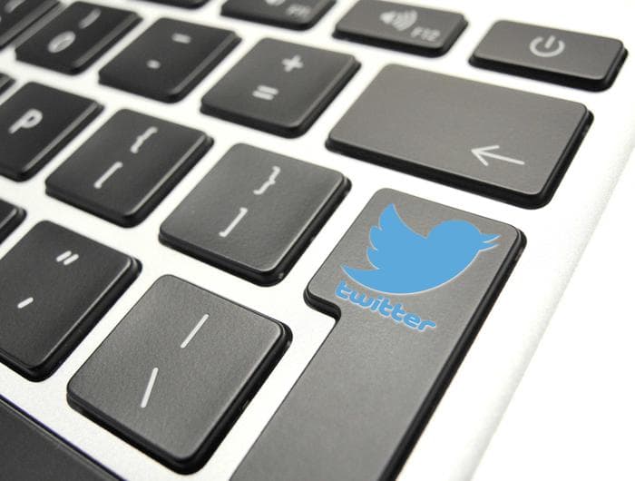 Lajmet e rreme, “Twitter” mbyll 70 milionë llogari