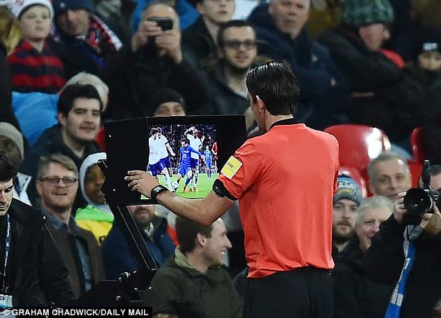 Pas Seria A e La Liga, edhe Premier League "përqafon" sistemin VAR