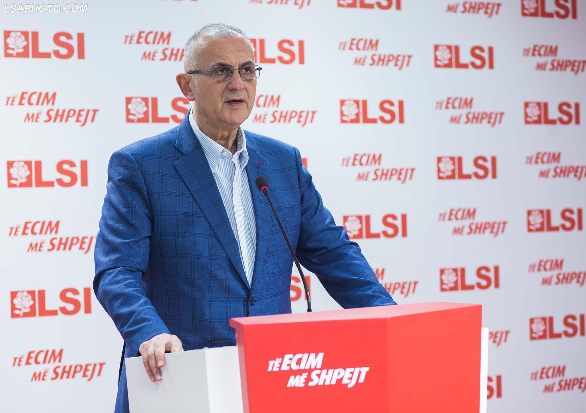 Shkrimi i AFP, Vasili: Droga po minon integrimin e Shqipërisë