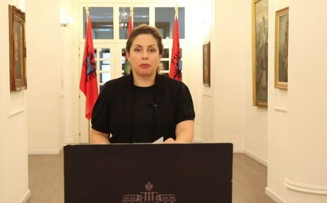 Moti i keq/ Ministrja Xhaçka: Situata me përmbytjet është nën kontroll