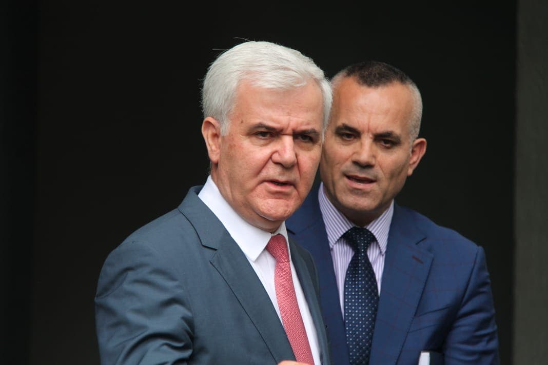 Xhafaj i përgjigjet Bashës: Pa kompromis me botën e krimit