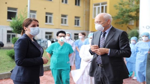 Gjermania i dhuron Shqipërisë 10 respiratorë të rinj